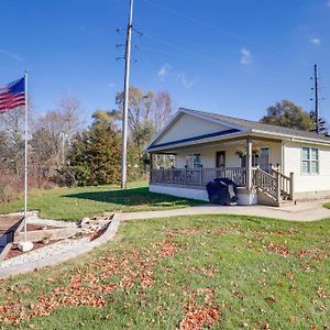 Charming Stanwood Home On Muskegon River! บิกแรพิดส์ Exterior photo