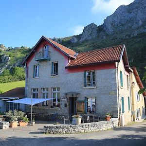 Gite D'Etape De Roquefixade Hotel Exterior photo