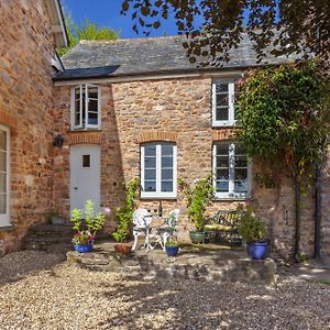 East Harwood Farm Cottage ไมน์เฮด Exterior photo