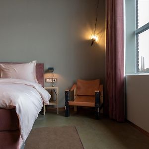 Hotel Piet Hein Eek ไอนด์โฮเวน Room photo