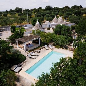 Trullo Di Nelly Hotel ชิสแตร์นีโน Exterior photo