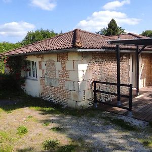 Studio Du Moulin De Montizeau Apartment Saint-Maigrin Exterior photo