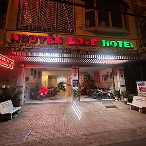 โรงแรมเหงียนลอง Ap Thap Muoi Exterior photo