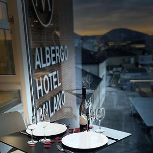 Hotel Albergo Milano เมนดริซิโอ Exterior photo