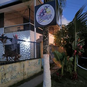 Cataleya Hostel โบกัสทาวน์ Exterior photo