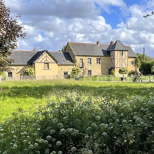 Appart' D'Hotes , Ch Et Gite Au Manoir De La Haute Pilais Hotel ชองเตอพี Exterior photo