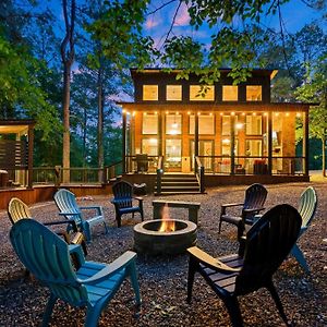 Luxury Cabin In The Woods With Hot Tub And Yard Games! Villa โบรคเคนโบว์ Exterior photo