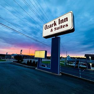 Ozark Inn And Suites โอเซจบีช Exterior photo