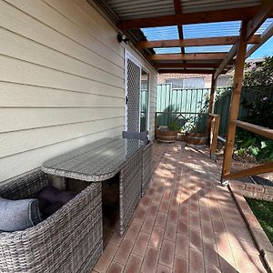 Studio Granny Flat In Melville With Patio เพิร์ท Exterior photo