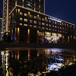 Lavande Hotel Wuxi East Railway Station Exterior photo