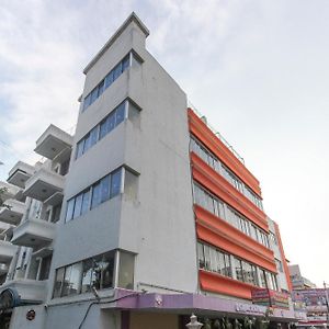 Super Oyo Hotel O Maruthi ซาเลม Exterior photo