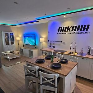 Arkana, Appartement Avec 2 Places De Parking โดล Exterior photo