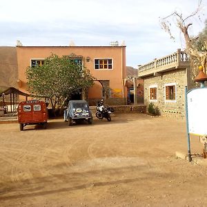 Auberge Tafouyt Hotel ทัมเทเทาชท์ Exterior photo