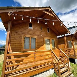 Loginn Family Cabin Cozy Wooden Cottage In เมสเตีย Exterior photo