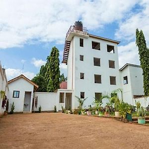 Kileleni Lodge Msaranga Exterior photo