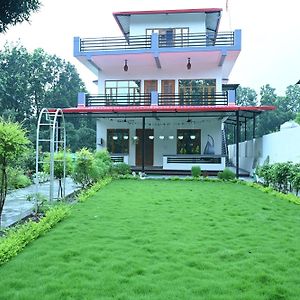 Kalakriti Cottage เดห์ราดุน Exterior photo