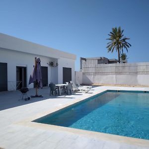 Tres Belle Villa Avec Piscine ไมดูน Exterior photo