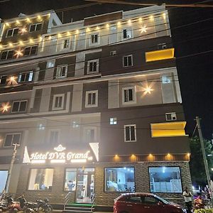 Hotel Dvr Grand คุนตูร์ Exterior photo