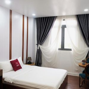 Minh Khue Hotel หวินห์ลอง Exterior photo