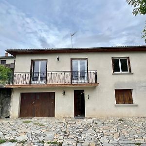 Maison 4 Chambres Avec Vue Superbe Au Coeur De L'Auvergne Orbeil Exterior photo