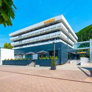 Hotel Slovakia เตรนชิอาสกี เตปลิตเซ Exterior photo