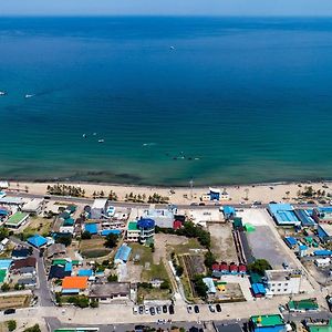 Pohang Rainbow Pension Exterior photo