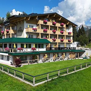 Das Aparthotel Olympia Tirol เซเฟลด์ อิน ทิโรล Exterior photo