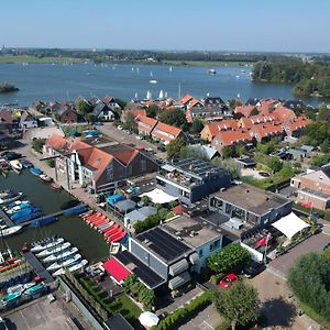 De Kaag Watersport Groepsaccommodatie - 80 Pers Villa Exterior photo