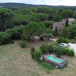 Aux Berges Du Pont Du Gard Bed & Breakfast แวร์ ปองต์ ดู การ์ Exterior photo