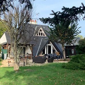 Maison Champetre Avec Vue Sur Un Etang Villa La Bussiere  Exterior photo