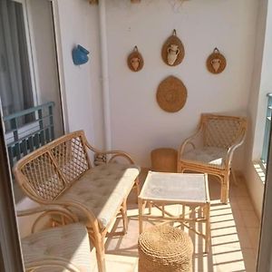 Appartement Lumineux A 5 Minutes A Pied De La Mer Harqalah Exterior photo