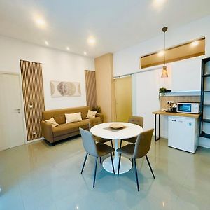 Casa F. I. Apartment รอคคาลูเมรา Exterior photo