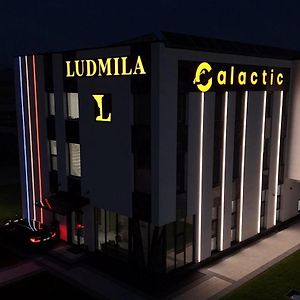 Galactic&Ludmila Hotel บราชอฟ Exterior photo