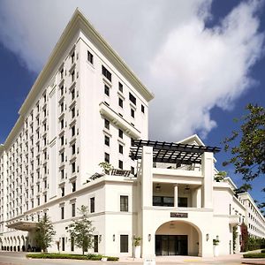 Thesis Hotel Miami Coral Gables, Curio Collection By Hilton Exterior photo