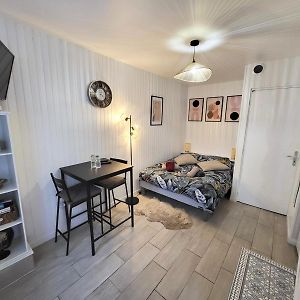 Studio Cosy Au Coeur Du Quartier Saint-Pierre Apartment อาเมียงส์ Exterior photo