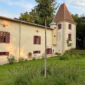 Chateau Montagne Bed & Breakfast Saint-Philippe-d'Aiguille Exterior photo