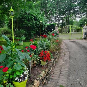 Les Bosquets Chambre D Hotes Bed & Breakfast Cauge Exterior photo