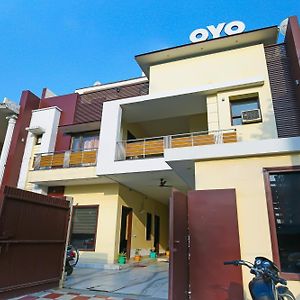 Hotel O Dream'Z Residency ลูดิฮานา Exterior photo