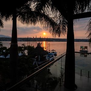 Playa Vikingos Tequesquitengo Hotel เควนาวากา Exterior photo