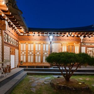 Feel Good Hanok Villa อันดง Exterior photo