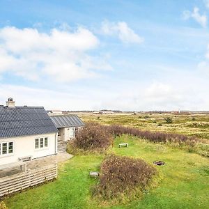 6 Person Holiday Home In Harbo Re Harboor Exterior photo