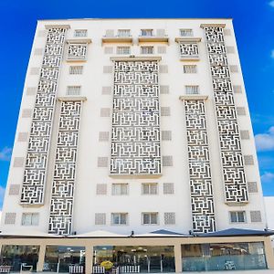 Al Bayrahaa Hotel Apartments Seeb Exterior photo