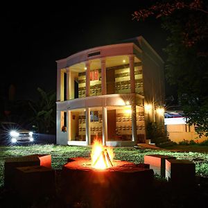 Chithralaya Guest House เยอร์โคด Exterior photo