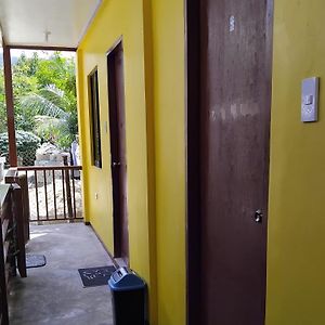 Francis Tourist Inn Purok Pag Kakaisa Near Itaytay Inn ซาน วิเซนเต Room photo