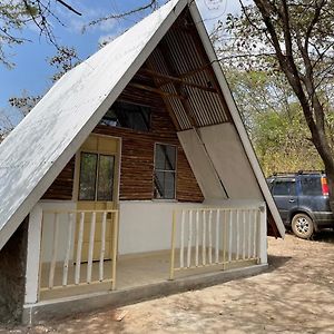 Akamba Cultural Center And Museum Hotel Emali Exterior photo