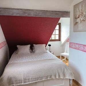 Chambre D'Hotes Entree Independante Proche Amboise La Parenthese Bed & Breakfast Mosnes Exterior photo