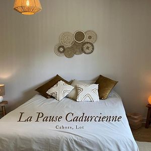 La Pause Cadurcienne, Table Et Chambre D'Hotes Bed & Breakfast การ์ออร์ Exterior photo