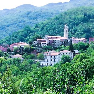 Albergo Belvedere Maissana Exterior photo