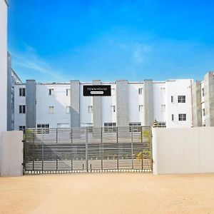 Super Townhouse Mancheswar Industrial Esatate Hotel บูบันเนสชวาร์ Exterior photo