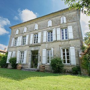 Chambres D'Hotes Dans Une Maison De Maitre A 5 Min Du Centre De เนรัค Exterior photo